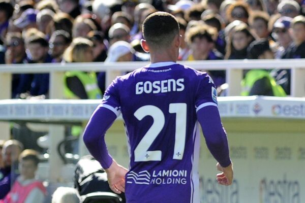 Gosens allo Schalke: affare chiuso con la Fiorentina?